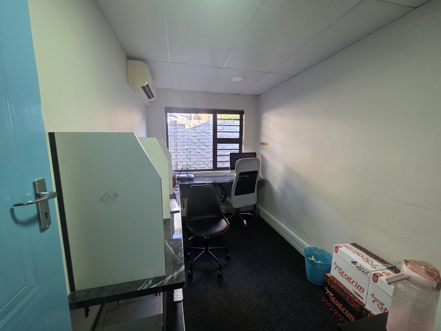Commercial Property for Sale in Nahoon Eastern Cape